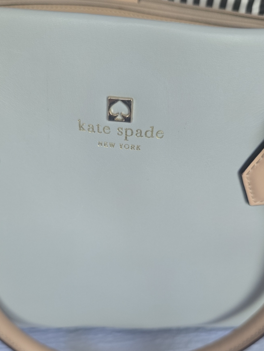 kate spade mint green tote with cream handles - Picture 2 of 11